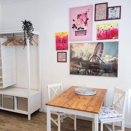 Apartment Mit Garten, 10 Min Zu Fuss In Die Koblenzer Altstadt Koblenz  Luaran gambar